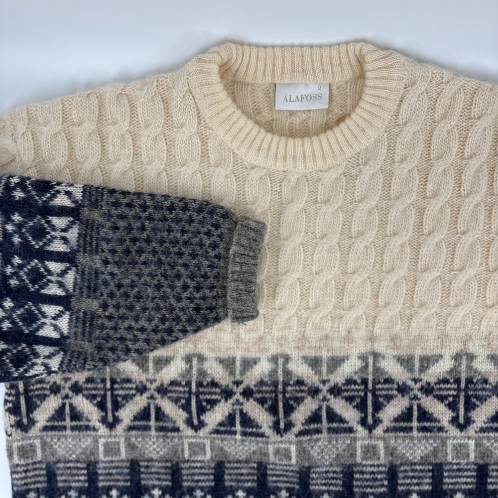Alafoss Icelandic Wool Sweater Mens Medium Blue Cream Fair Isle Cable Knit Lopi